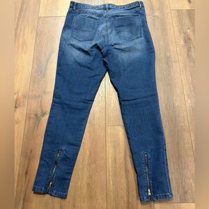 Mossimo Stylish Indigo Women's Skinny Jeans with Ankle Zippers